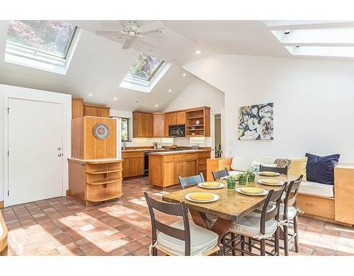 15 Howells Road Belmont, MA 02478 - Photo 8 of 25 Gallery Image 8