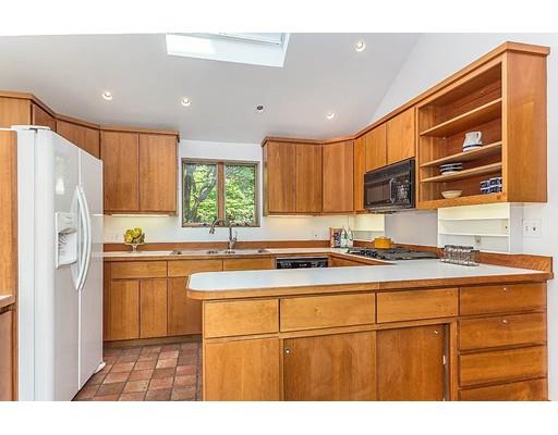 15 Howells Road Belmont, MA 02478 - Photo 9 of 25 Gallery Image 9
