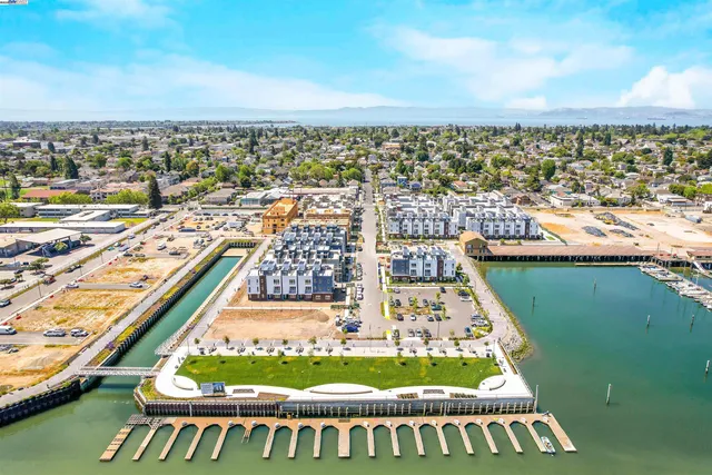 $1,910,712 | 2388 Stanford Street, Alameda, CA 94501