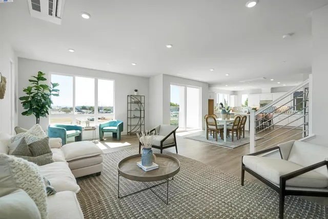 $1,910,712 | 2388 Stanford Street, Alameda, CA 94501