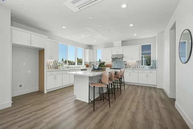 $1,910,712 | 2388 Stanford Street, Alameda, CA 94501