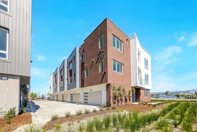 $1,910,712 | 2388 Stanford Street, Alameda, CA 94501