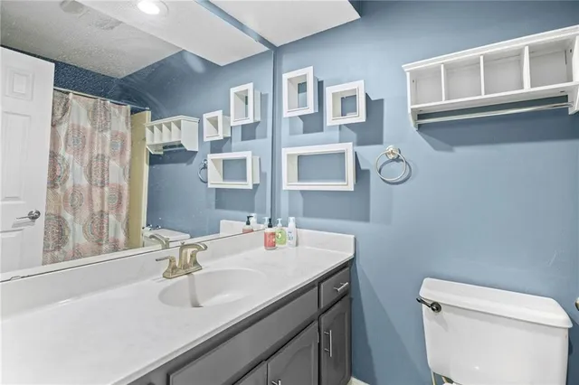 $290,000 | 5826 North Delta Avenue, Kansas City, MO 64151