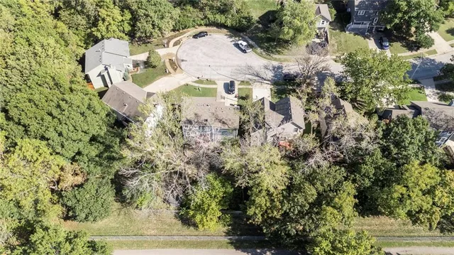 $290,000 | 5826 North Delta Avenue, Kansas City, MO 64151