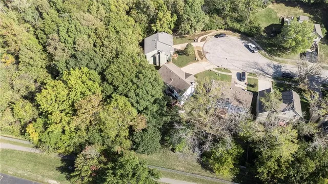 $290,000 | 5826 North Delta Avenue, Kansas City, MO 64151