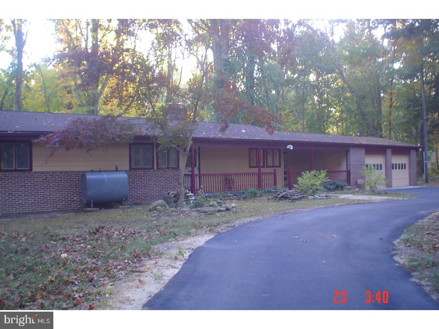 317 B Auburn Road Pilesgrove, NJ 08098 - Photo 2 of 23 Driveway