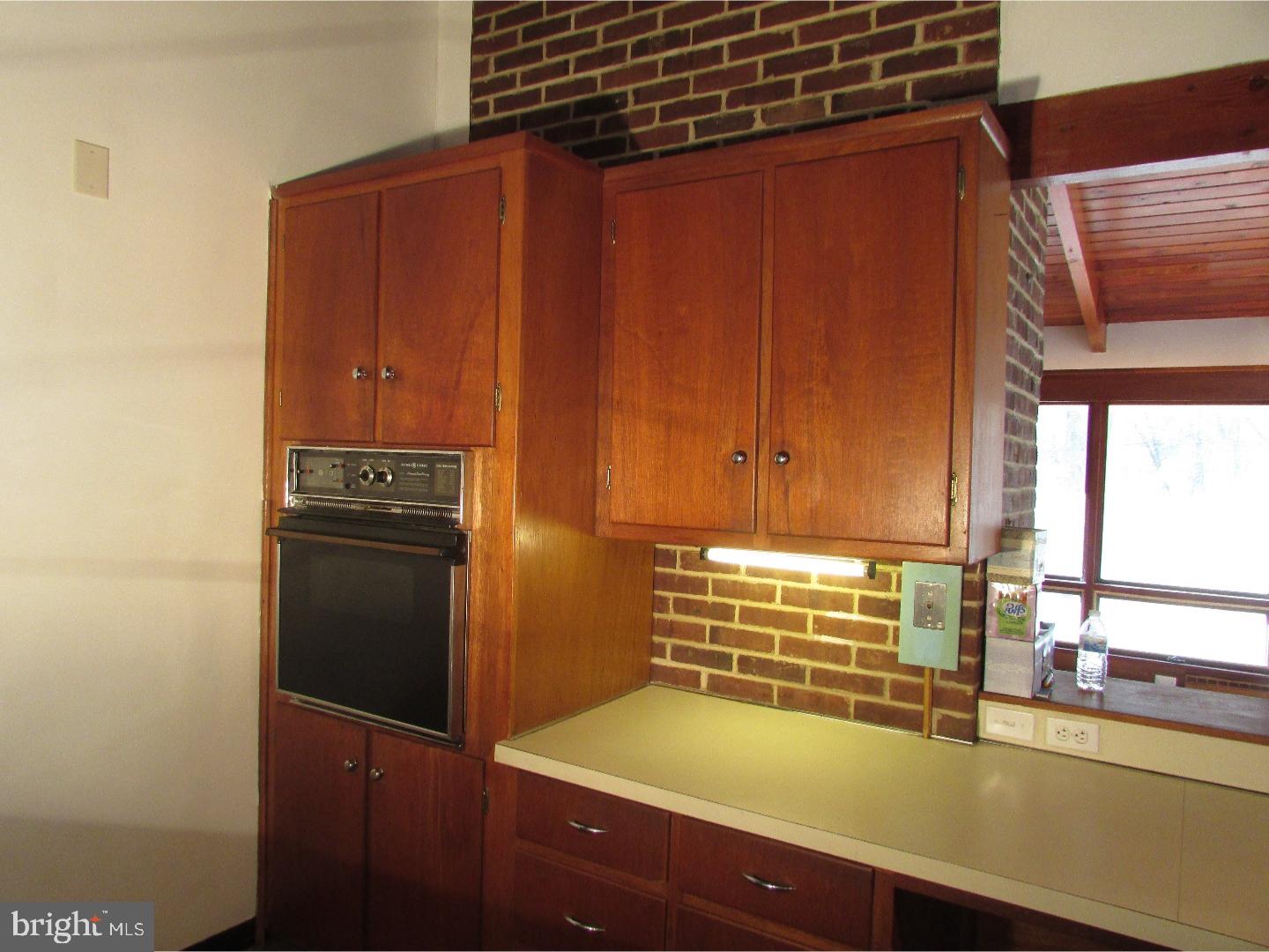 317 B Auburn Road Pilesgrove, NJ 08098 - Photo 5 of 23 Kitchen