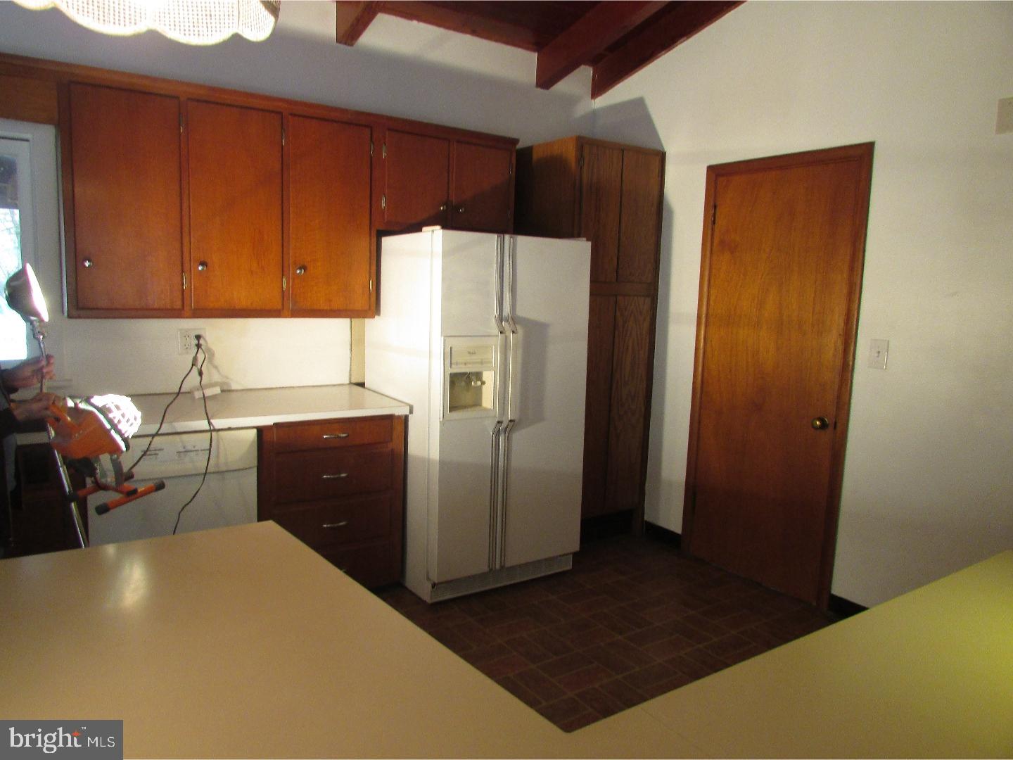 317 B Auburn Road Pilesgrove, NJ 08098 - Photo 7 of 23 Kitchen