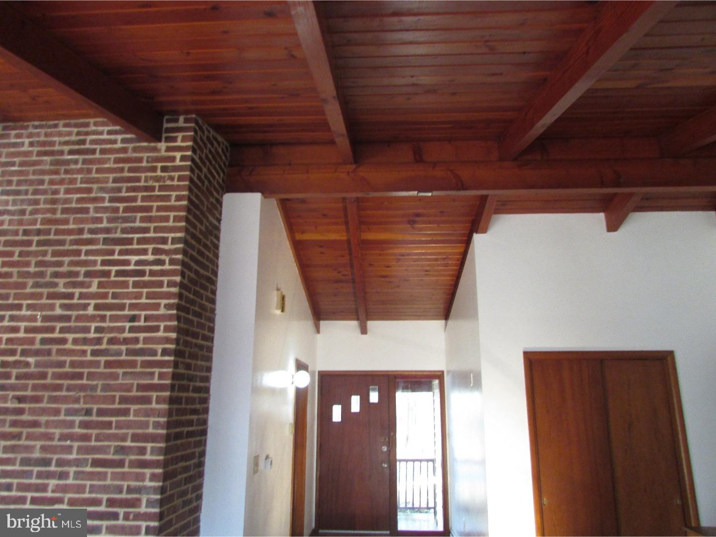 317 B Auburn Road Pilesgrove, NJ 08098 - Photo 9 of 23 Foyer