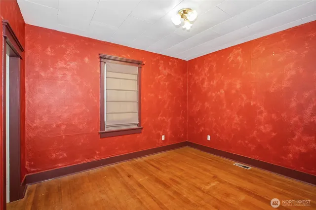 $299,999 | 1001 Legion Way Southeast, Olympia, WA 98501