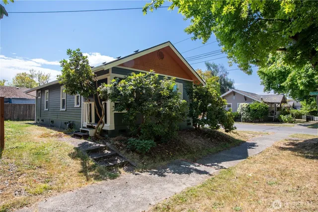 $299,999 | 1001 Legion Way Southeast, Olympia, WA 98501