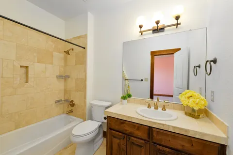 $1,198,000 | 2802 Lohman Ford Road, Unit B, Lago Vista, TX 78645