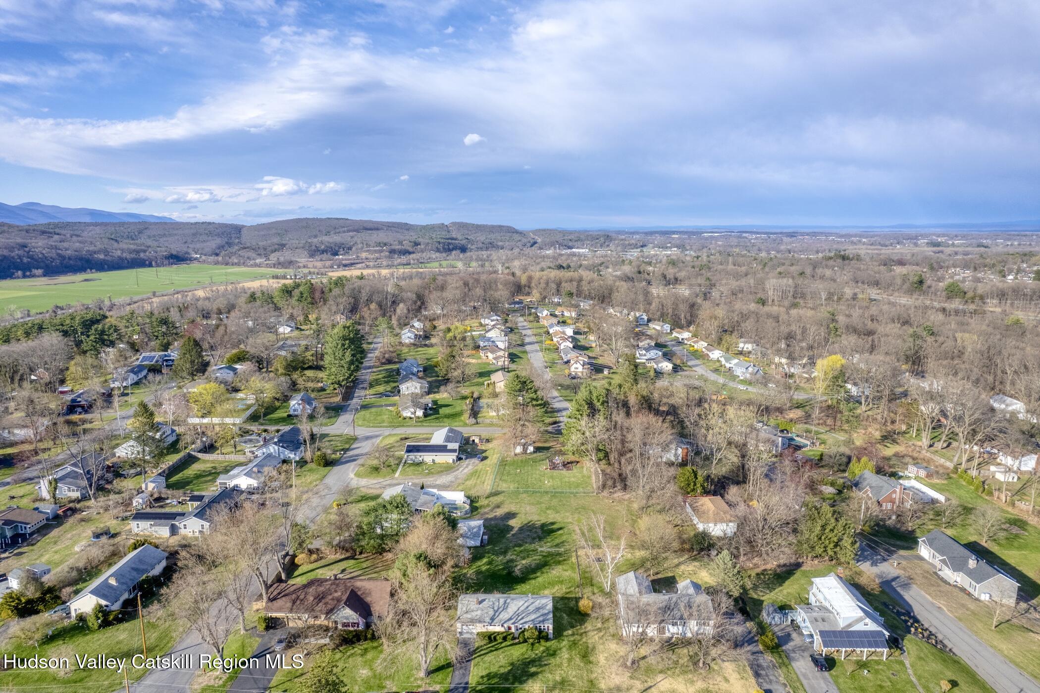 121 Rayna Street Hurley, NY 12443 - Photo 40 of 41 an aerial view of multiple house