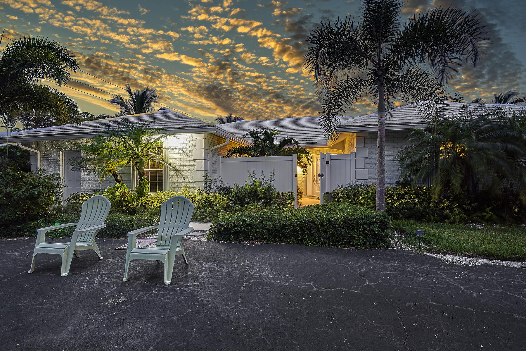 1601 Juana Road Boca Raton, FL 33486 - Photo 1 of 29 Great Curb Appeal/Circular Drive