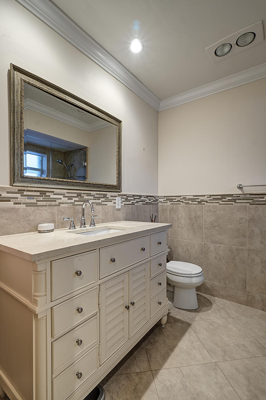 1601 Juana Road Boca Raton, FL 33486 - Photo 16 of 29 Master Bathroom