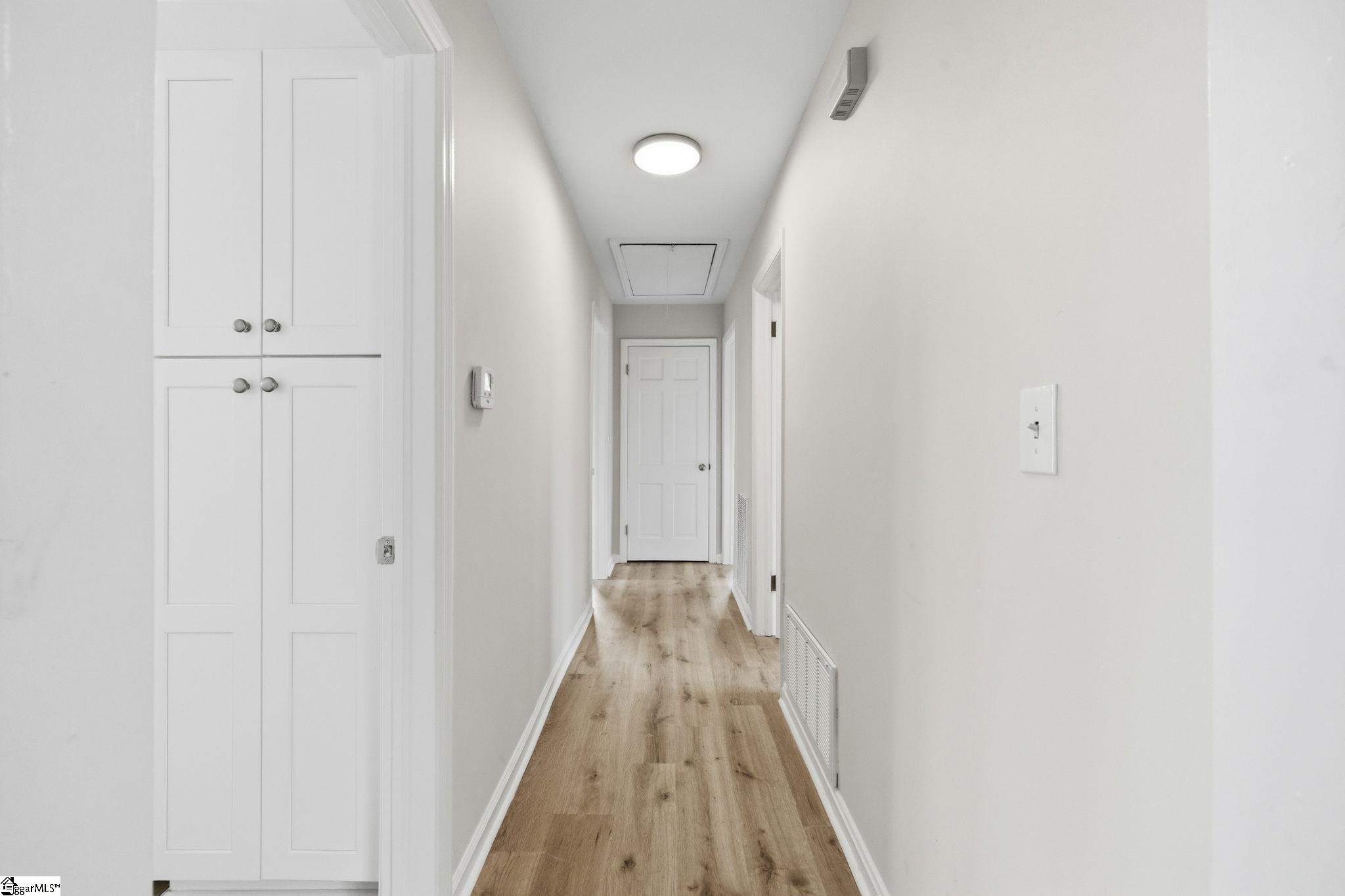 120 Waddell Road Greenville, SC 29609 - Photo 16 of 33