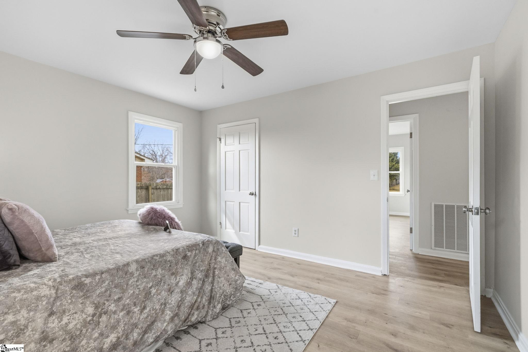 120 Waddell Road Greenville, SC 29609 - Photo 22 of 33