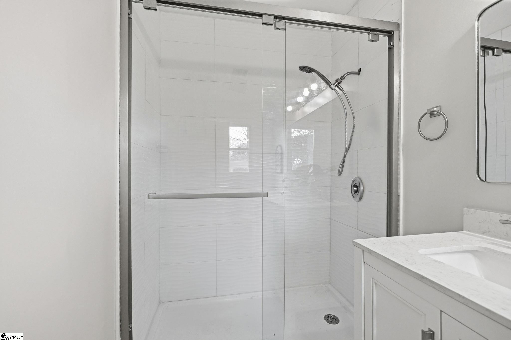 120 Waddell Road Greenville, SC 29609 - Photo 24 of 33