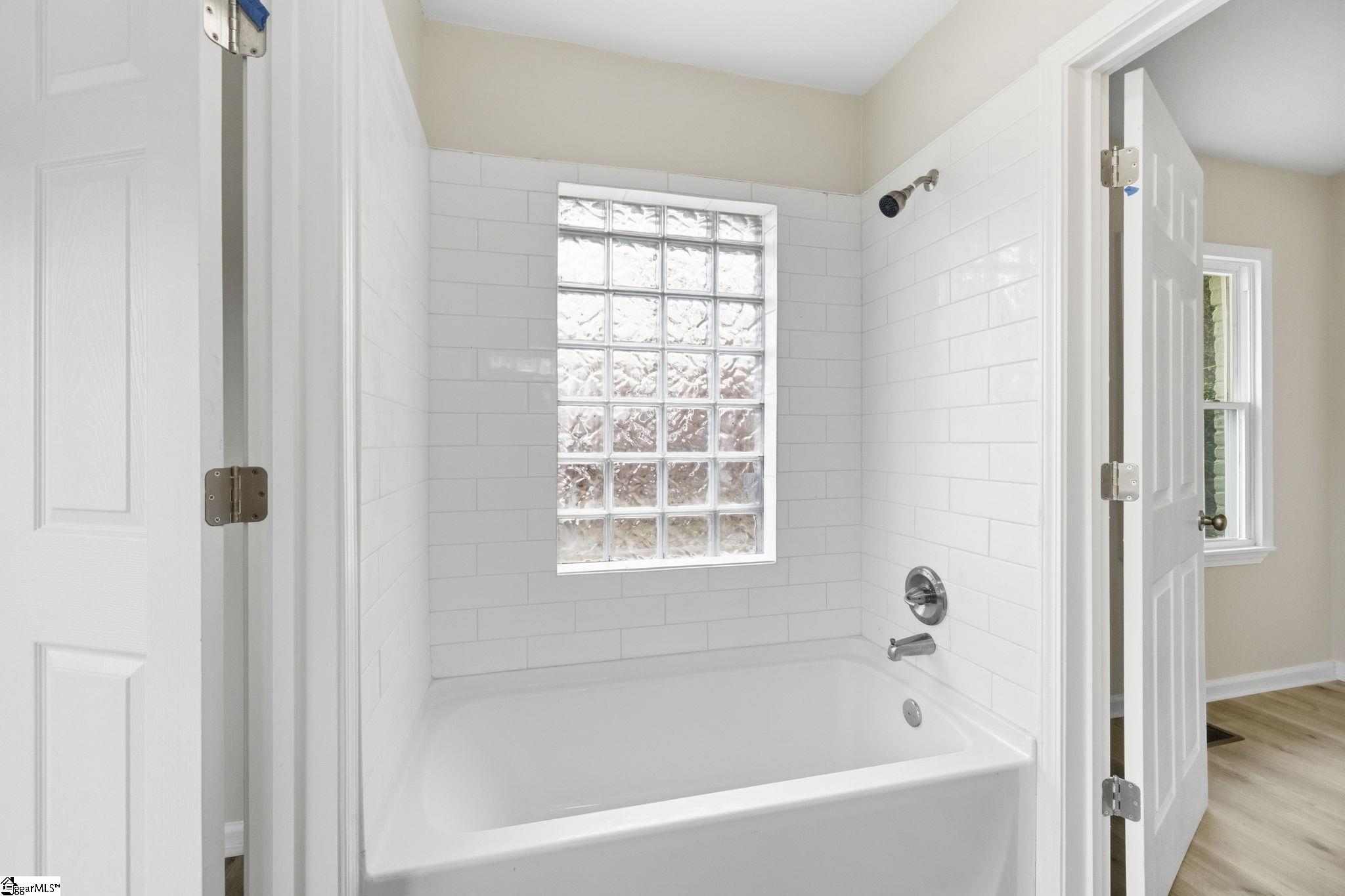 120 Waddell Road Greenville, SC 29609 - Photo 27 of 33