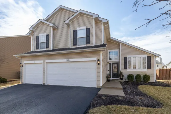 $420,000 | 7804 Briarcliff Drive, Plainfield, IL 60586