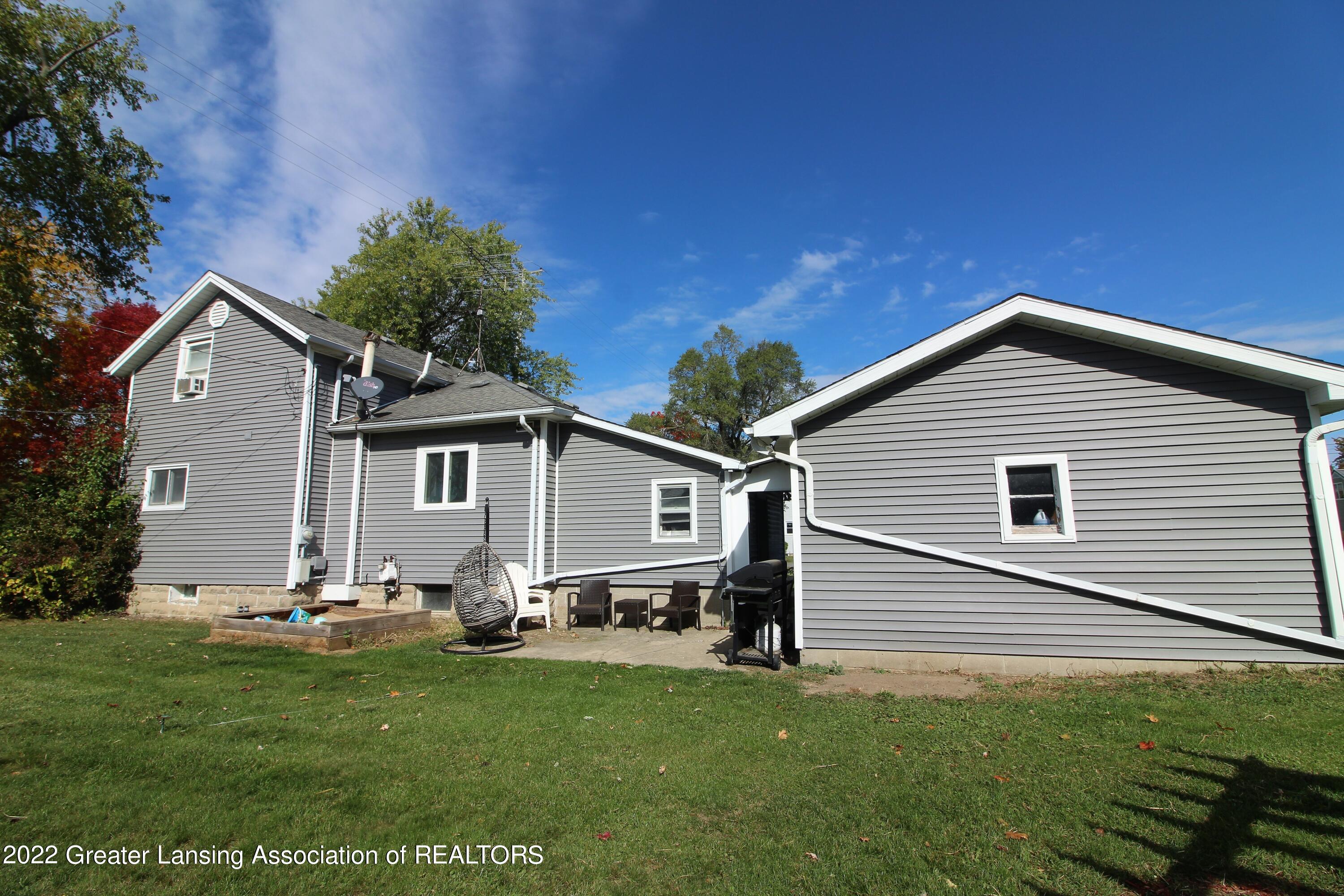 352 North Maple Street Fowler, MI 48835 - Photo 6 of 25 IMG_4098