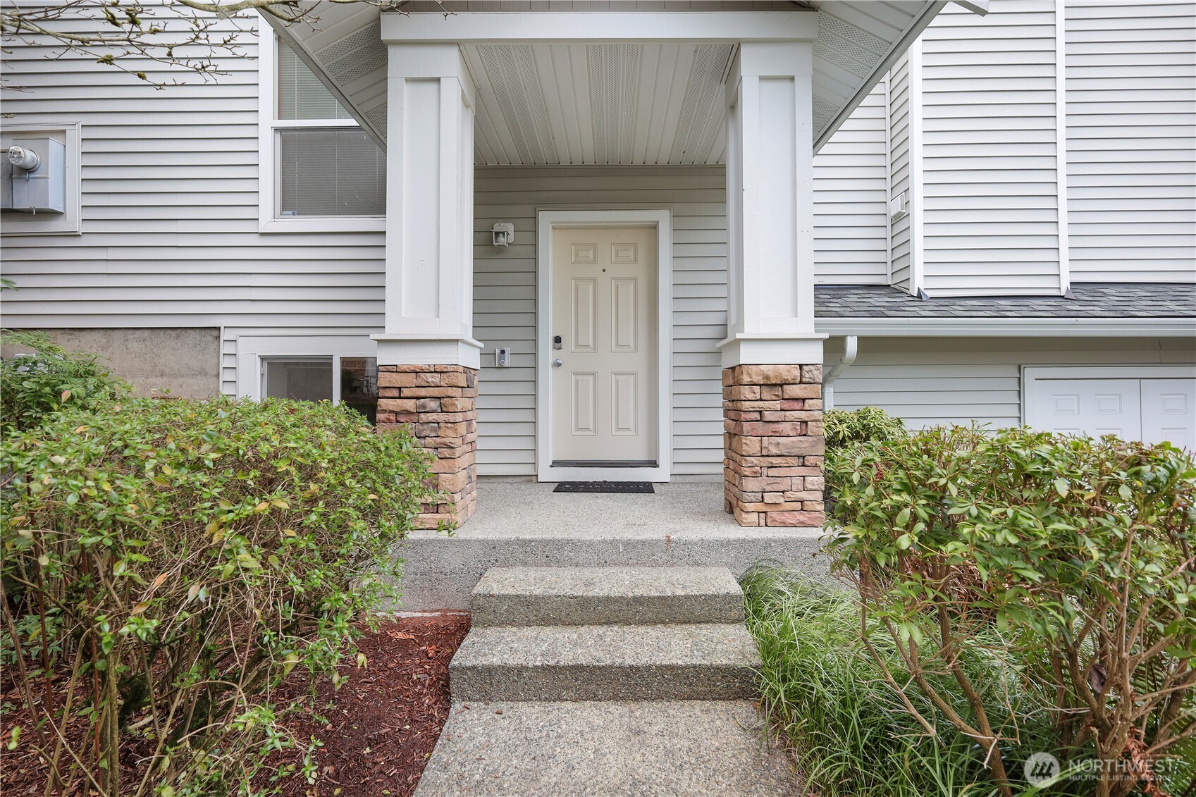 22727 43rd Avenue South, Unit 111 Kent, WA 98032 - Photo 1 of 24