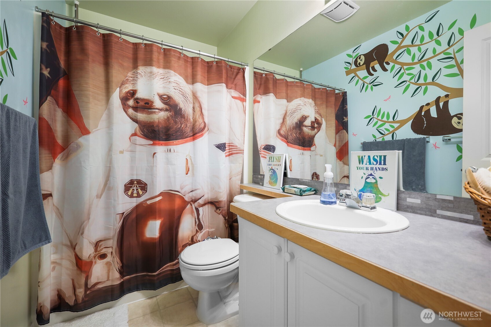 22727 43rd Avenue South, Unit 111 Kent, WA 98032 - Photo 16 of 24
