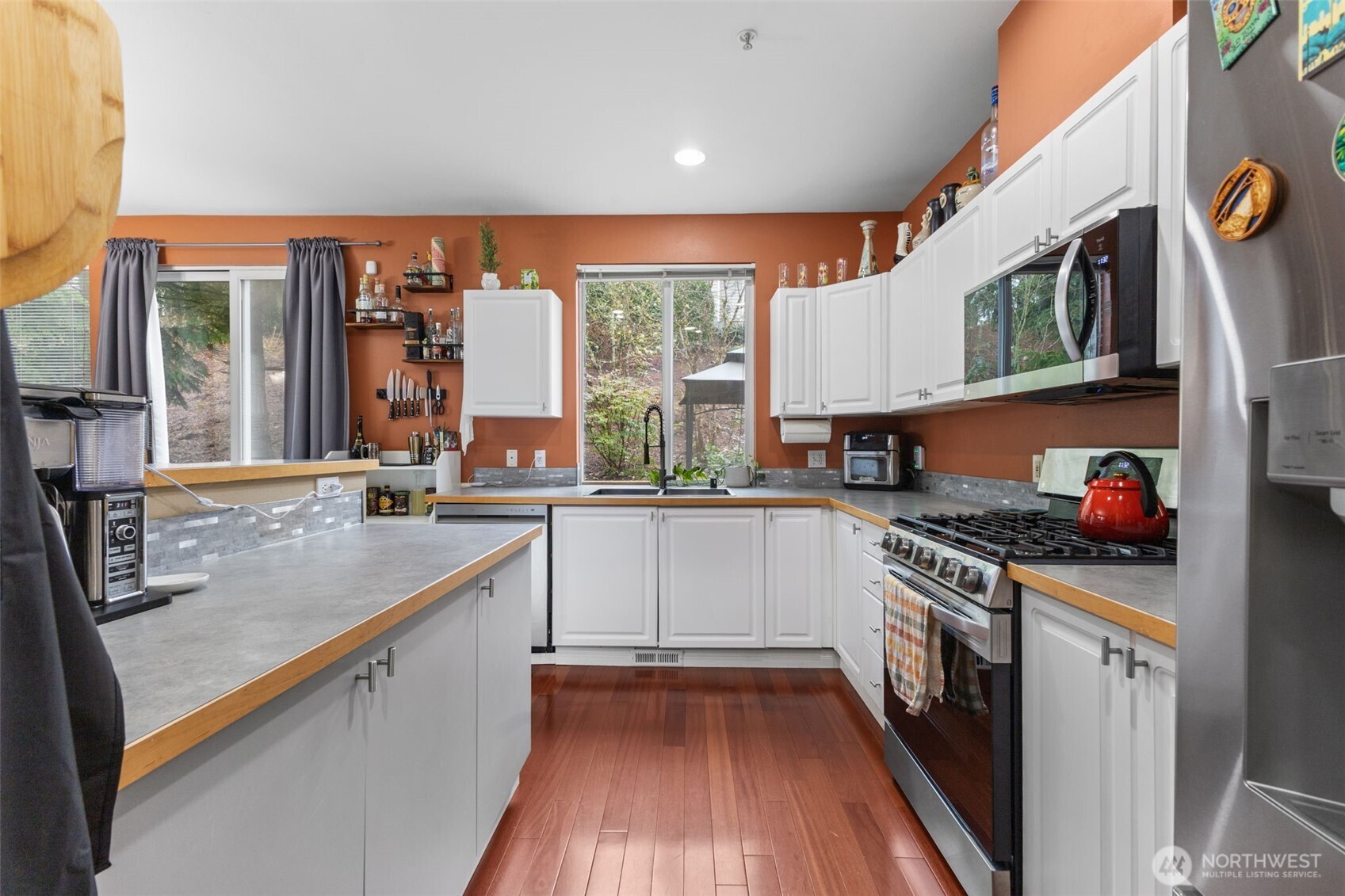 22727 43rd Avenue South, Unit 111 Kent, WA 98032 - Photo 2 of 24