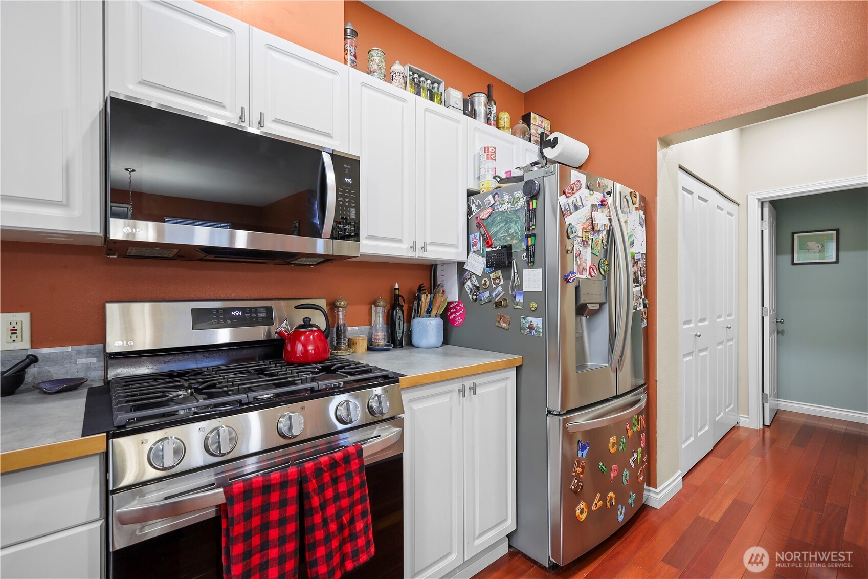 22727 43rd Avenue South, Unit 111 Kent, WA 98032 - Photo 10 of 24