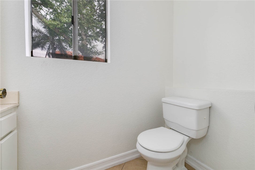 1188 West Van Koevering Street Rialto, CA 92376 - Photo 15 of 38
