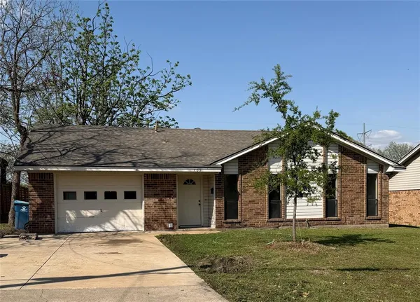 $1,800 | 705 Hartman Street, Rockwall, TX 75087