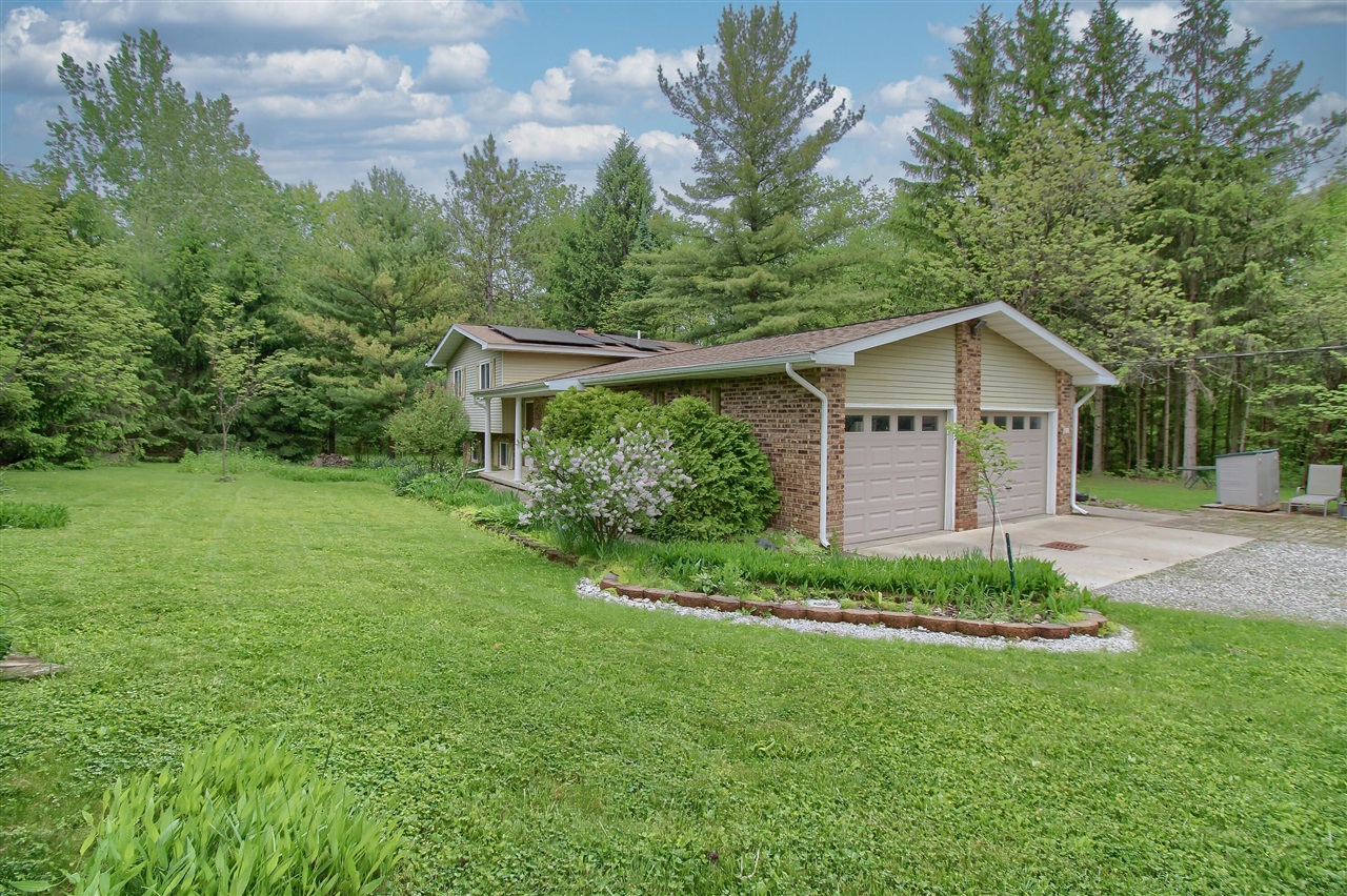 39 Judd Road Milan, MI 48160 - Photo 27 of 29