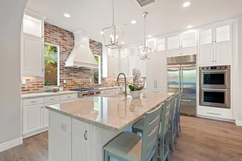 $1,899,000 | 2744 Vistamonte Glen, Escondido, CA 92027