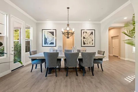 $1,899,000 | 2744 Vistamonte Glen, Escondido, CA 92027