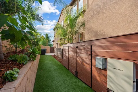 $1,899,000 | 2744 Vistamonte Glen, Escondido, CA 92027