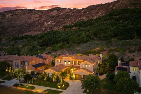 $1,899,000 | 2744 Vistamonte Glen, Escondido, CA 92027