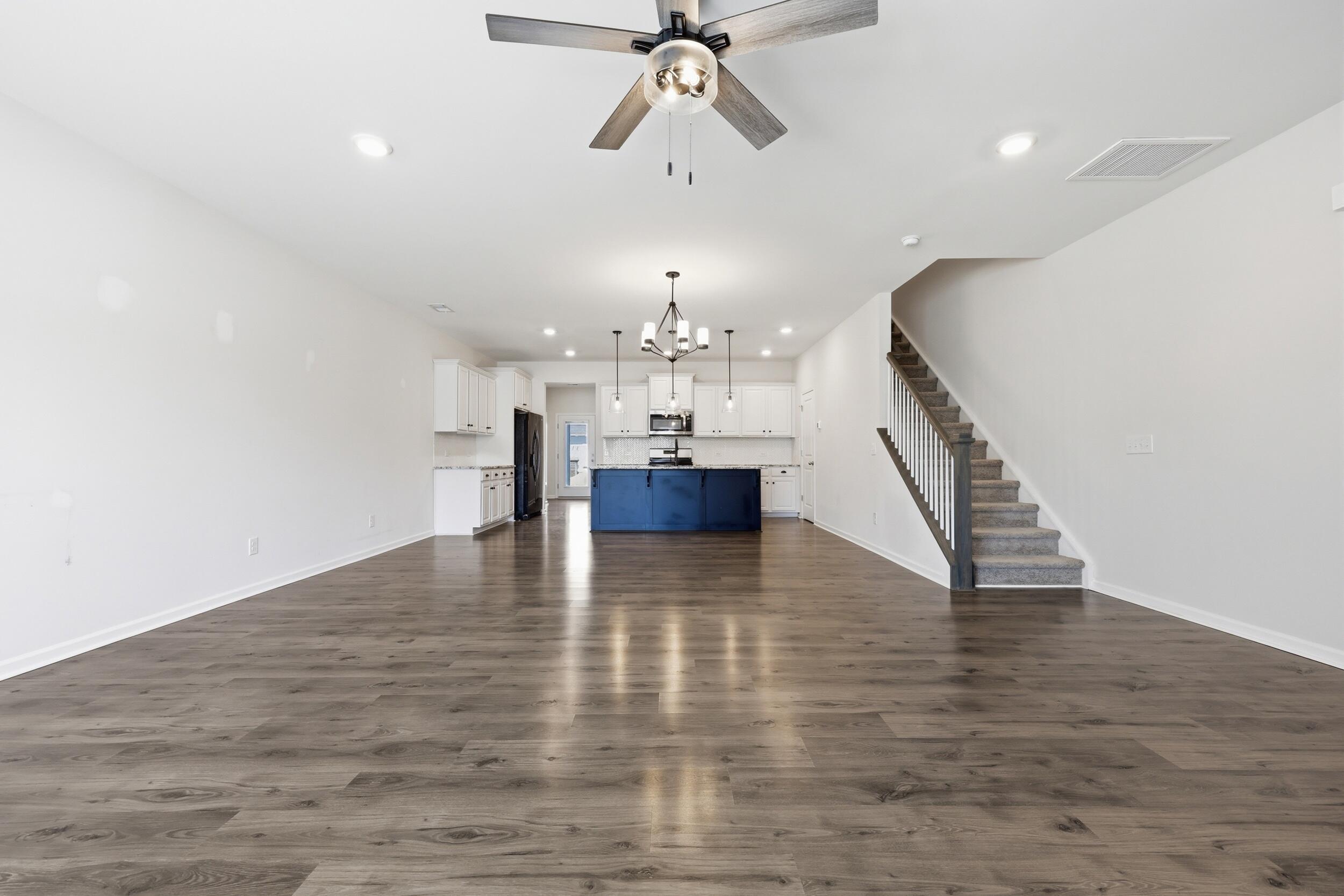 276 Godwit Drive Summerville, SC 29486 - Photo 3 of 20 5_ru4a0846