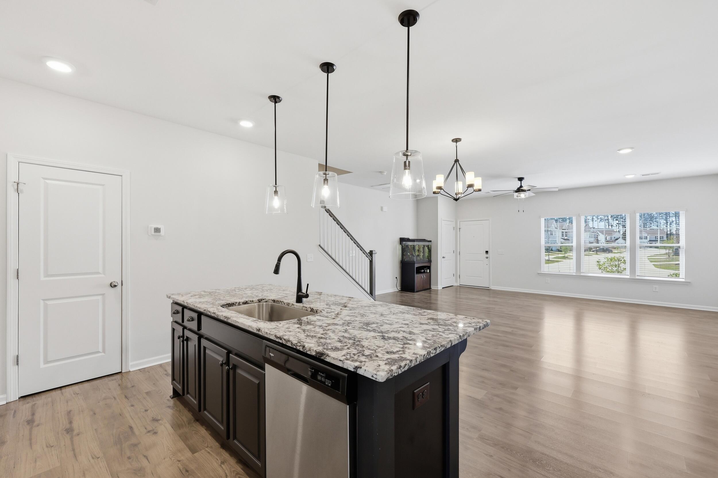 276 Godwit Drive Summerville, SC 29486 - Photo 7 of 20 10_ru4a0891