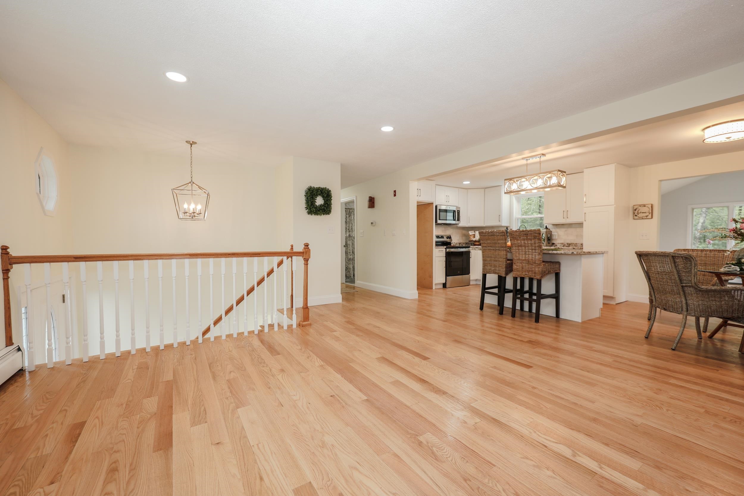 3 Thomas Street Windham, NH 03087 - Photo 10 of 22