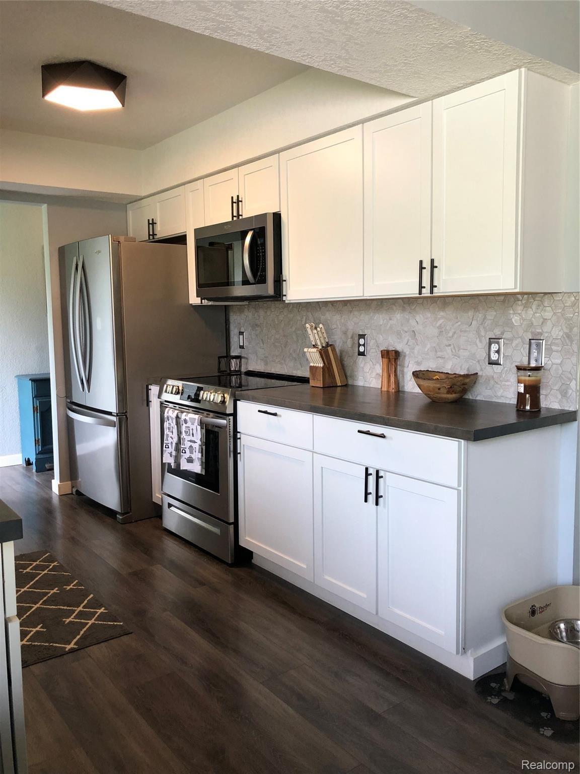3085 Marathon Road Columbiaville, MI 48421 - Photo 11 of 17 AB78457D-1DA6-4920-B298-0CD621959B50.jpeg