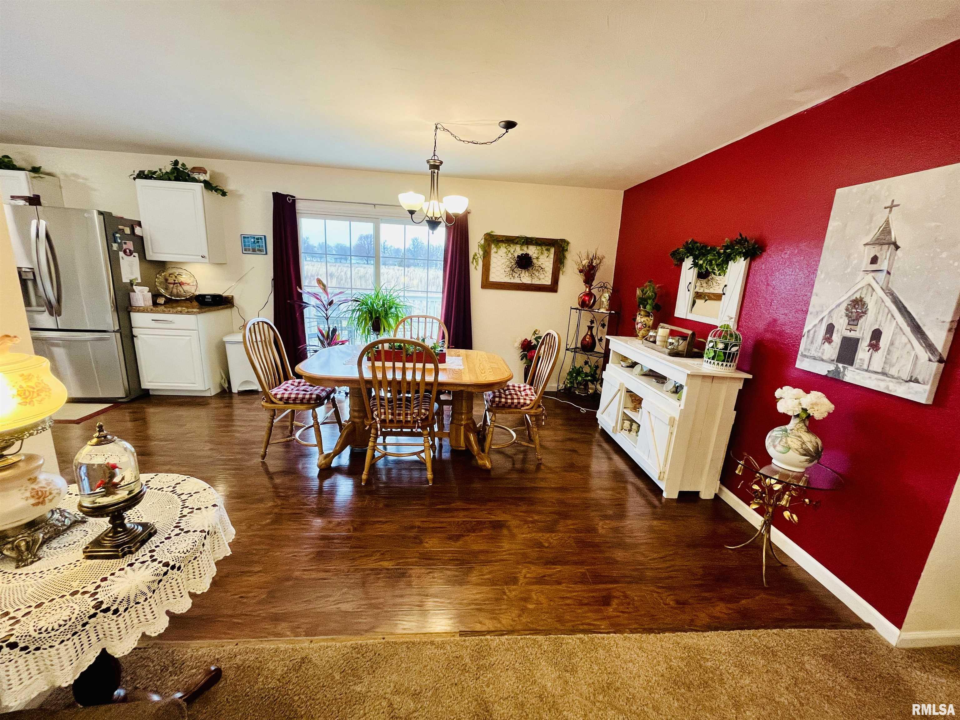 106 Robinson Road Salem, IL 62881 - Photo 4 of 22 Gallery Image 4