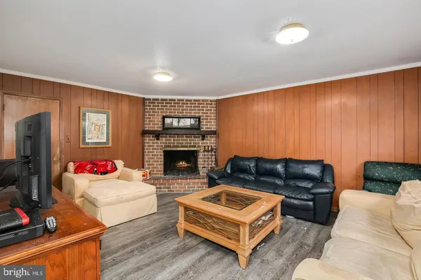 $3,200 | 1804 Billman Lane, Silver Spring, MD 20902