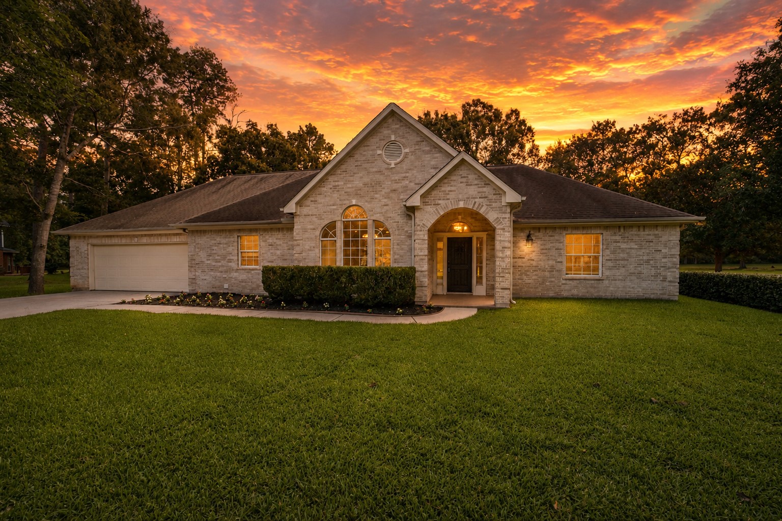 Texas sunsets just hit different ? This beautifully maintained home sits on a spacious, tree-lined lot with timeless curb appeal, welcoming arches, and a warm glow that feels straight out of a Hill Country dream.