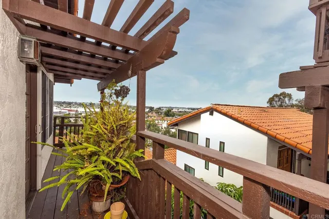 $995,000 | 4008 Ampudia Street, San Diego, CA 92110