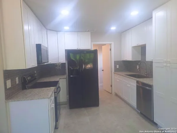 $1,790 | 8842 Thatch Drive, San Antonio, TX 78240