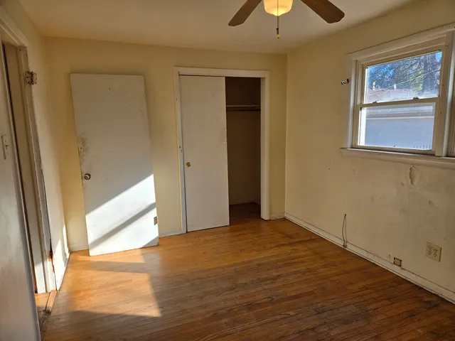 $139,900 | 2037 West 69th Place, Chicago, IL 60636