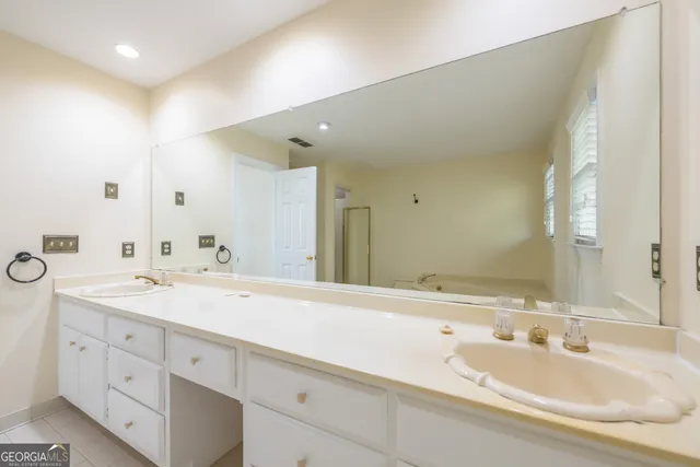 a view of a door of the house