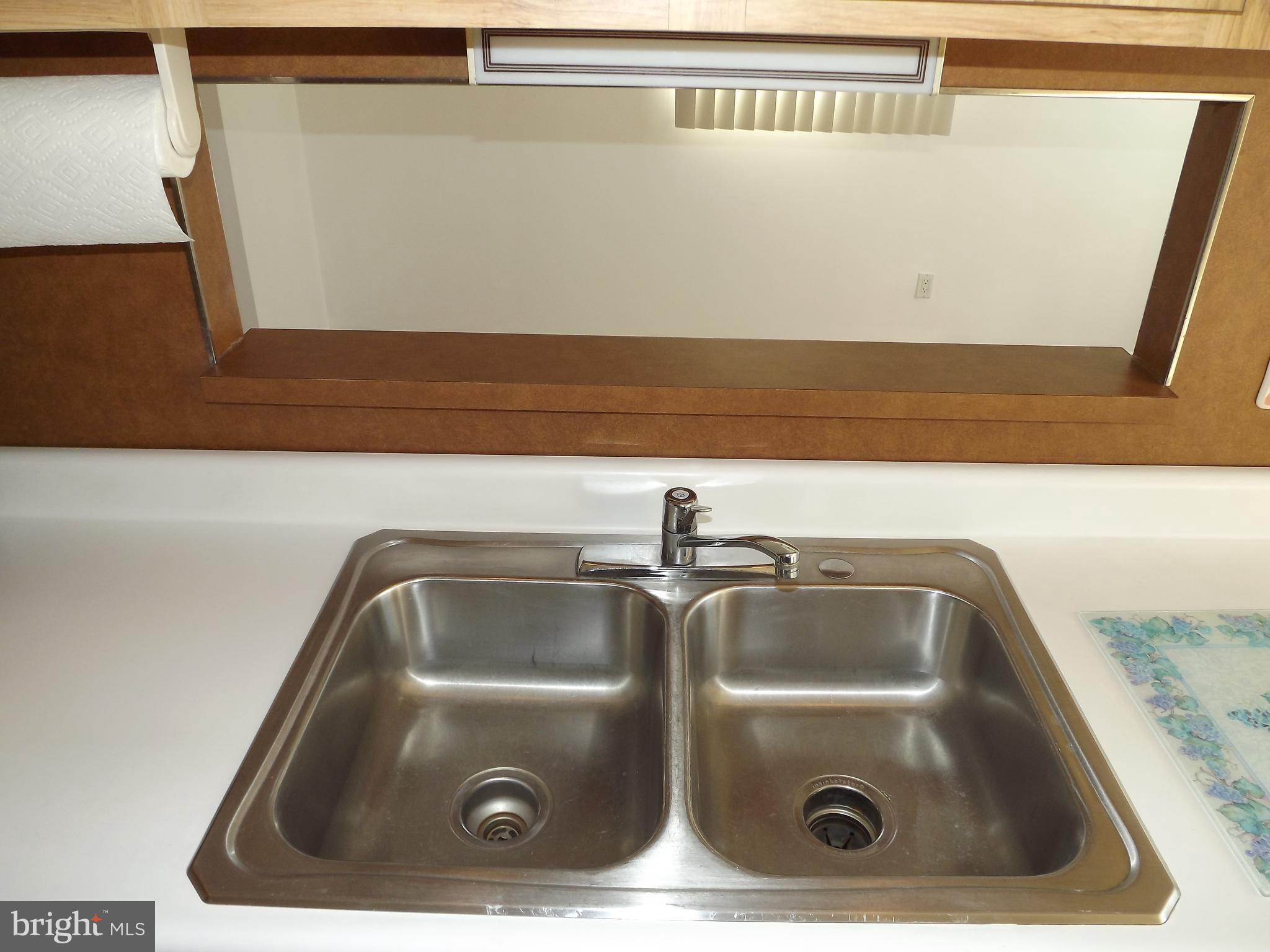 3418 Holyoke Road Philadelphia, PA 19114 - Photo 11 of 36 Gallery Image 11