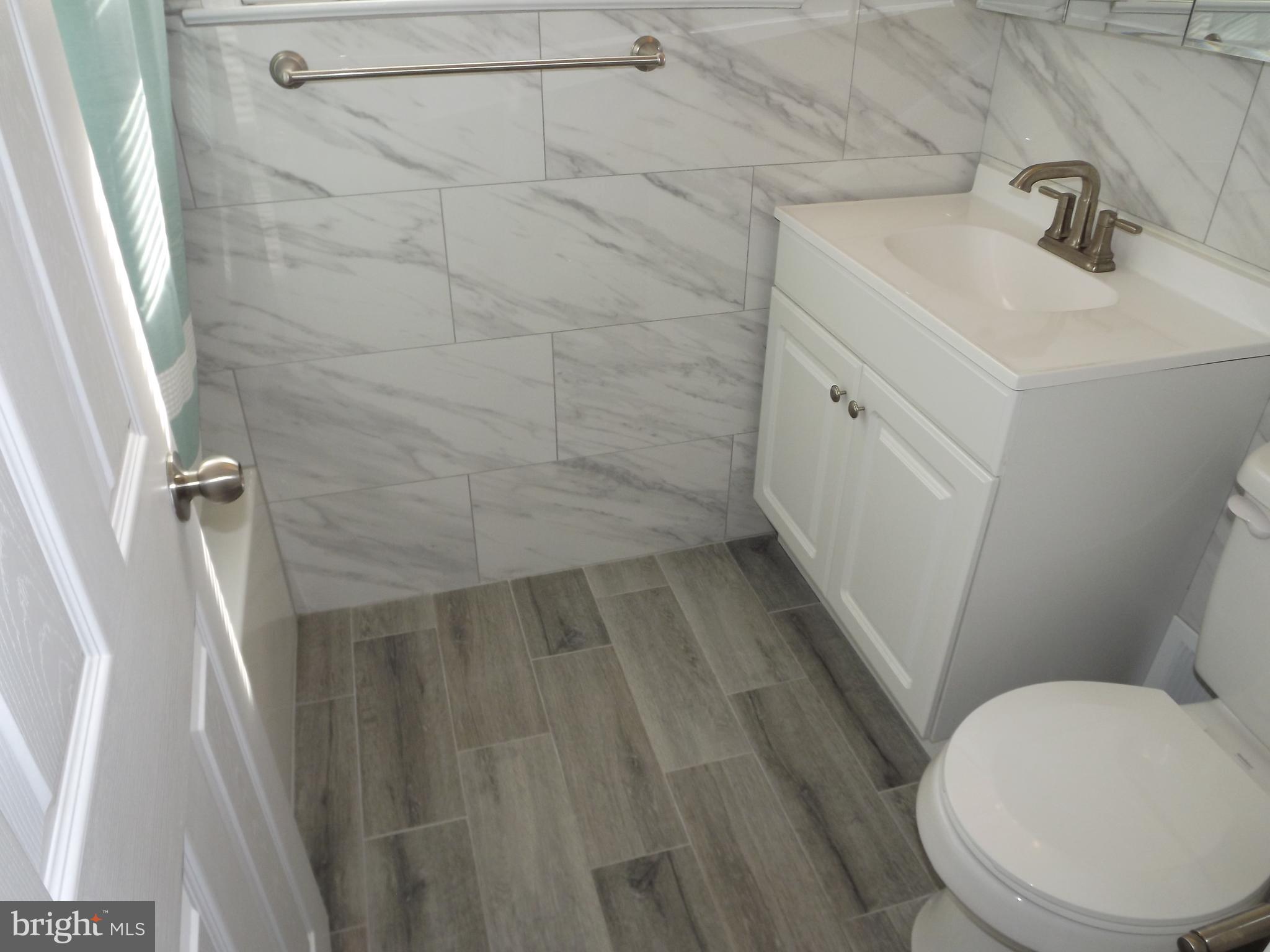 3418 Holyoke Road Philadelphia, PA 19114 - Photo 19 of 36 Gallery Image 19