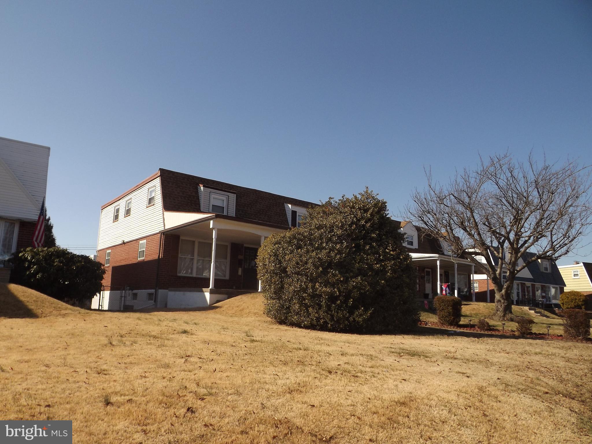 3418 Holyoke Road Philadelphia, PA 19114 - Photo 2 of 36 Gallery Image 2